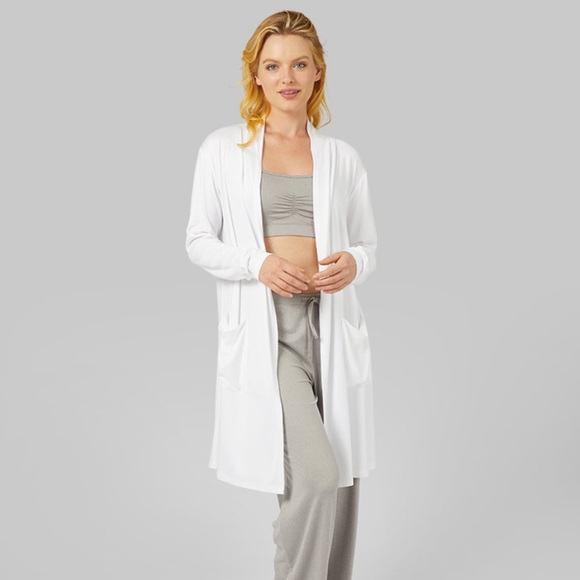 32 Degrees Women’s Soft Comfy Wrap - White NWT - Picture 4 of 4